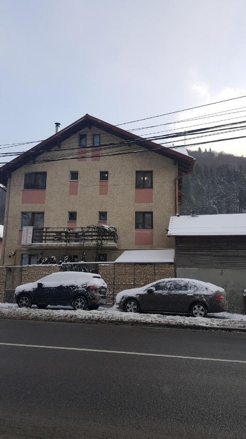 Casa Ryana Sinaia Hotel Exterior photo